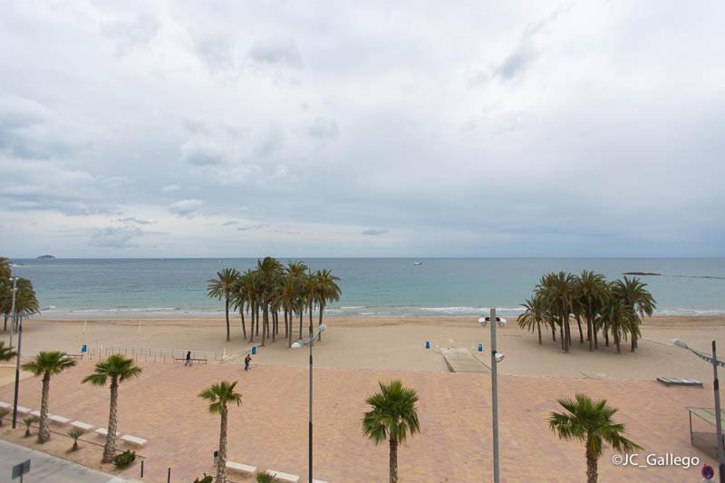 Apartamento En Primera Linea De Playa De Villajoyosa Luaran gambar